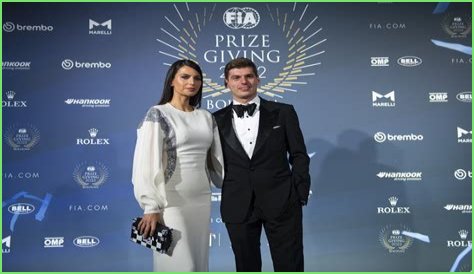 How Old Is Kelly Piquet: Unveiling The Formula 1 Beauty's Age